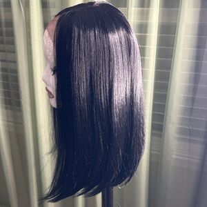 Sleek Black Women's Wig